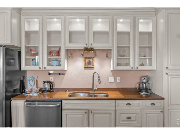 $760,000 | 1605 Sunnyside Drive, Loveland, CO 80538