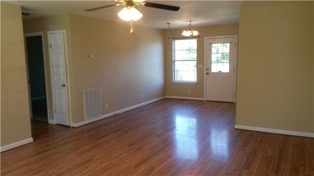 962 Eli Road Bon Aqua, TN 37025 - Photo 4 of 12 Gallery Image 4
