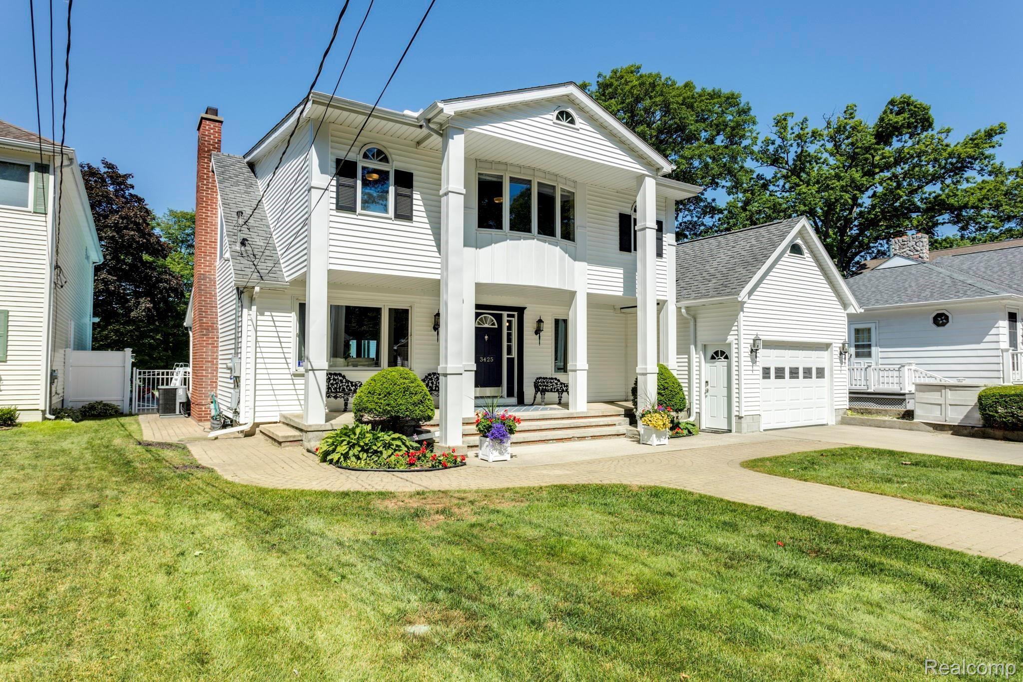 3425 Riverside Drive Port Huron, MI 48060 - Photo 70 of 78 3425 Riverside Dr-53.jpg