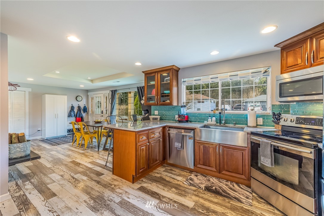 15049 Southeast 113th Street Renton, WA 98059 - Photo 3 of 30