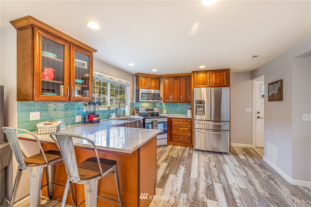 15049 Southeast 113th Street Renton, WA 98059 - Photo 6 of 30