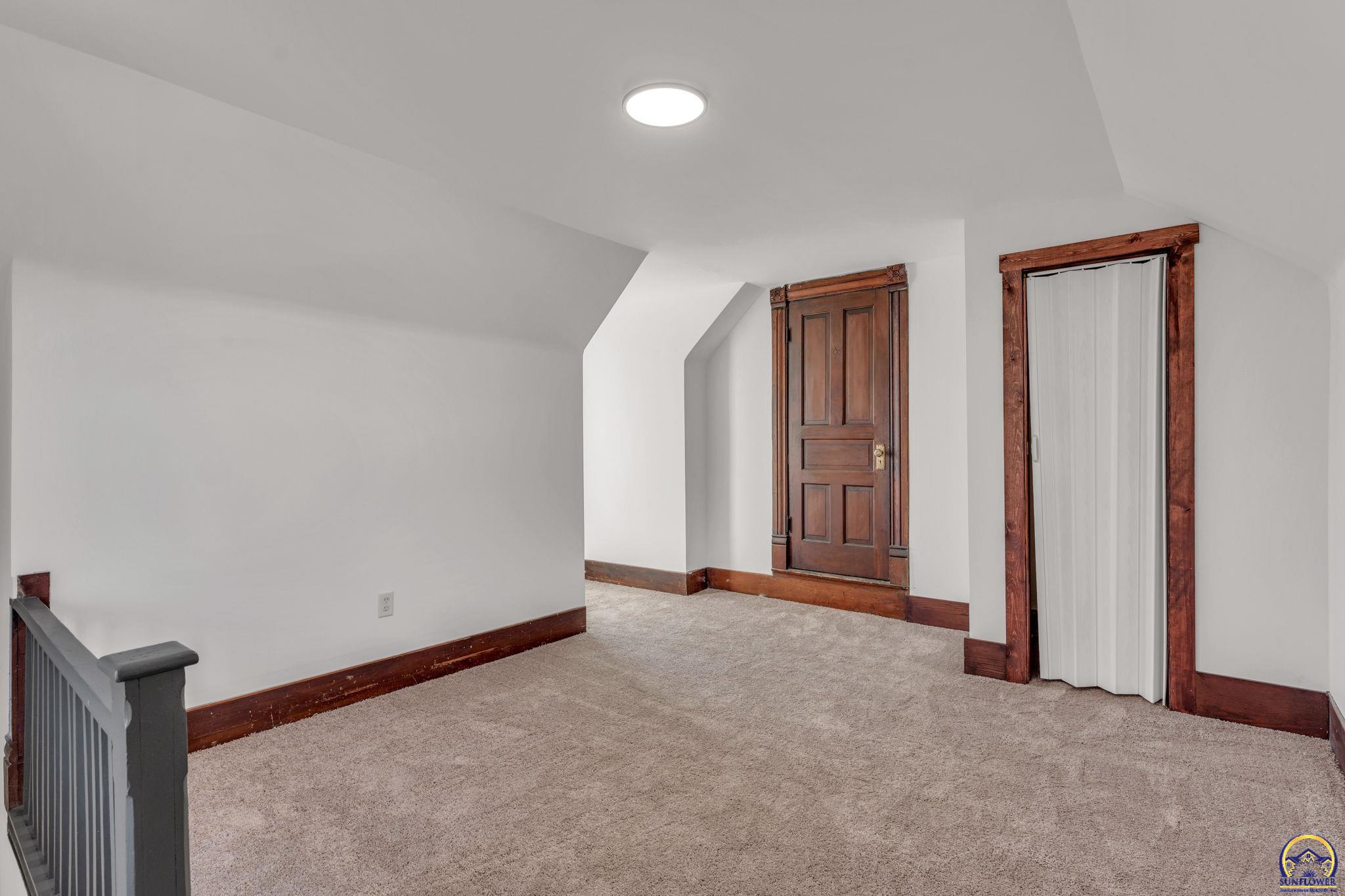 1192 Southwest Fillmore Street Topeka, KS 66604 - Photo 16 of 19