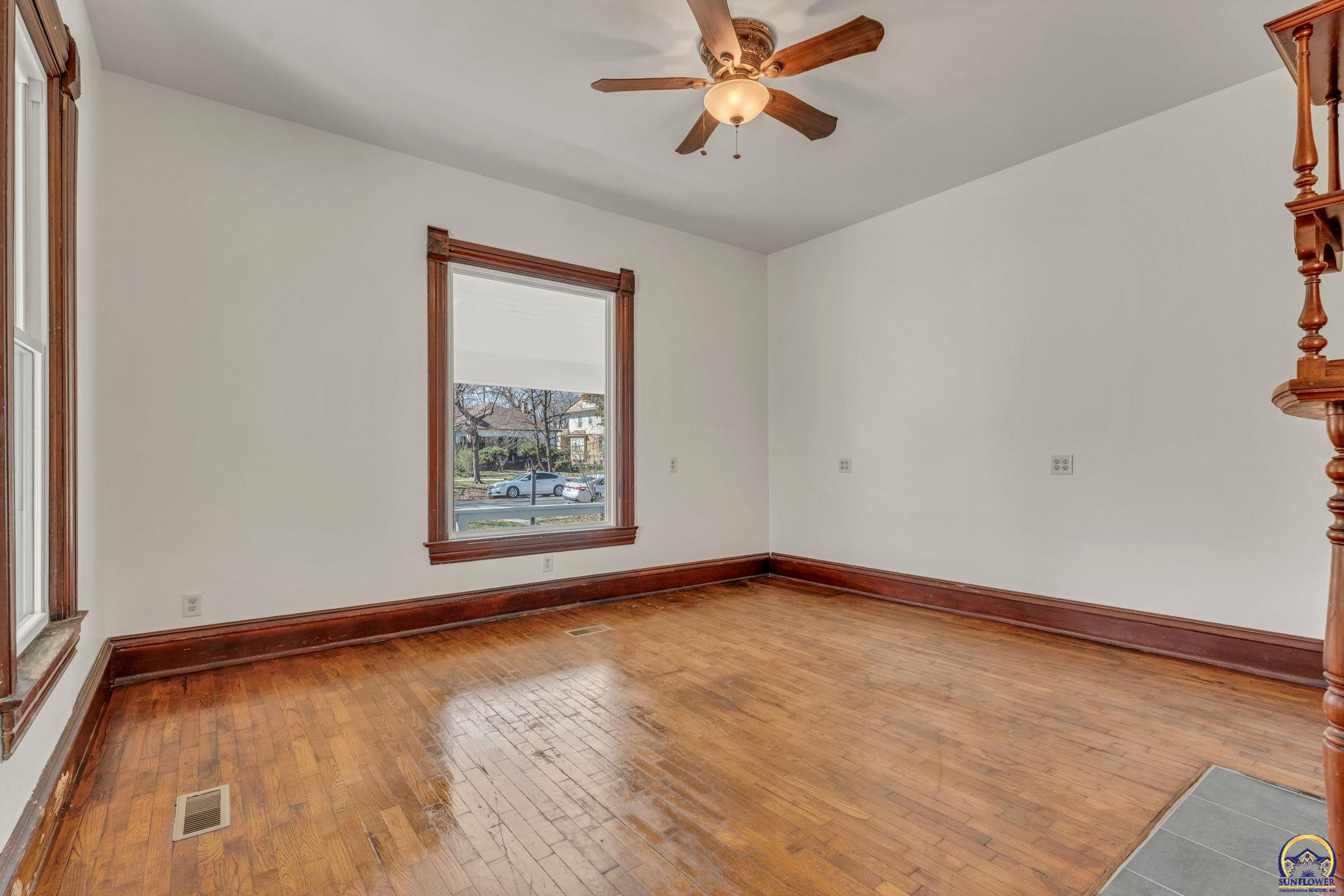 1192 Southwest Fillmore Street Topeka, KS 66604 - Photo 3 of 19