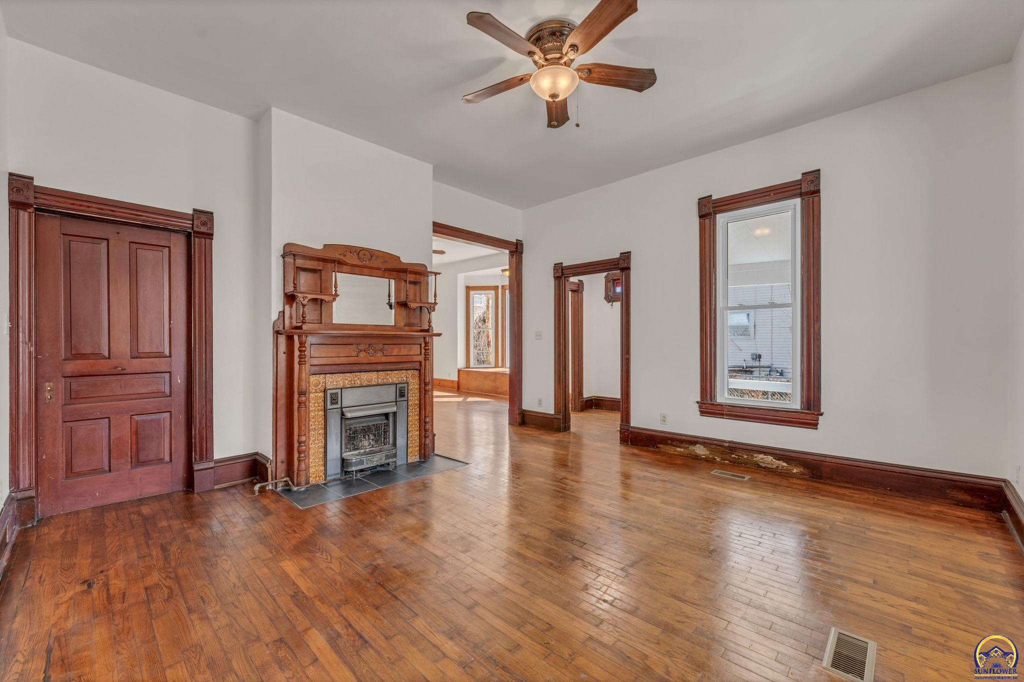 1192 Southwest Fillmore Street Topeka, KS 66604 - Photo 4 of 19