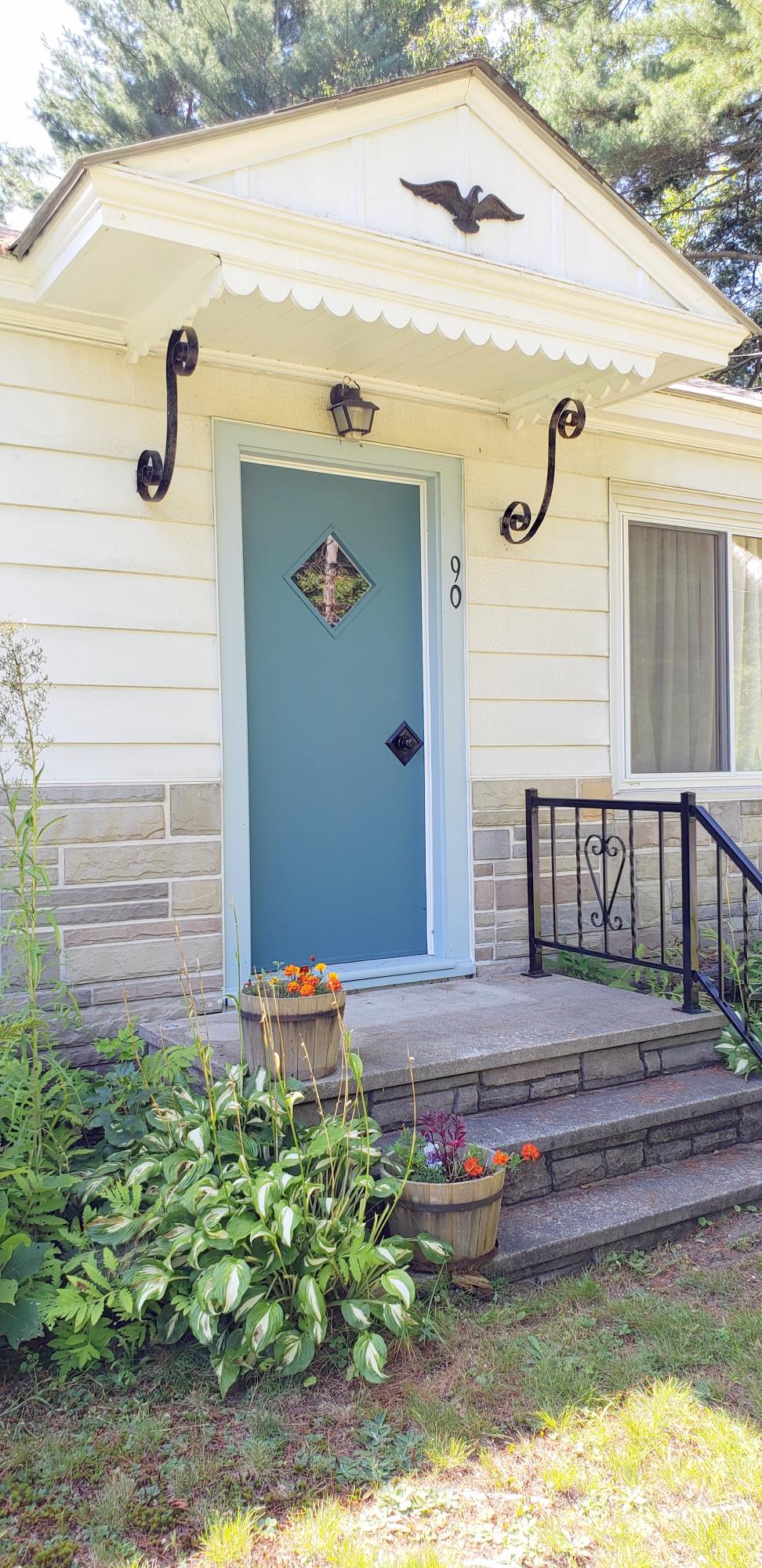 90 Belgrade Road Oakland, ME 04963 - Photo 2 of 23 Front entry