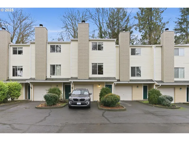 $279,999 | 13216 Northeast Salmon Creek Avenue, Unit K6, Vancouver, WA 98686