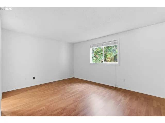 $279,999 | 13216 Northeast Salmon Creek Avenue, Unit K6, Vancouver, WA 98686