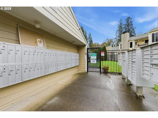 $279,999 | 13216 Northeast Salmon Creek Avenue, Unit K6, Vancouver, WA 98686