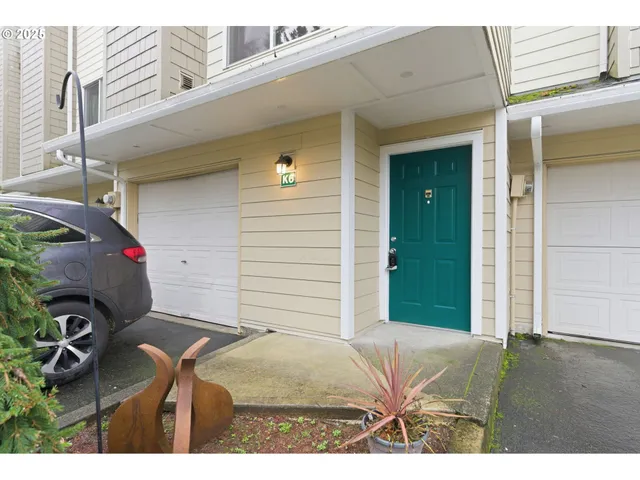 $279,999 | 13216 Northeast Salmon Creek Avenue, Unit K6, Vancouver, WA 98686