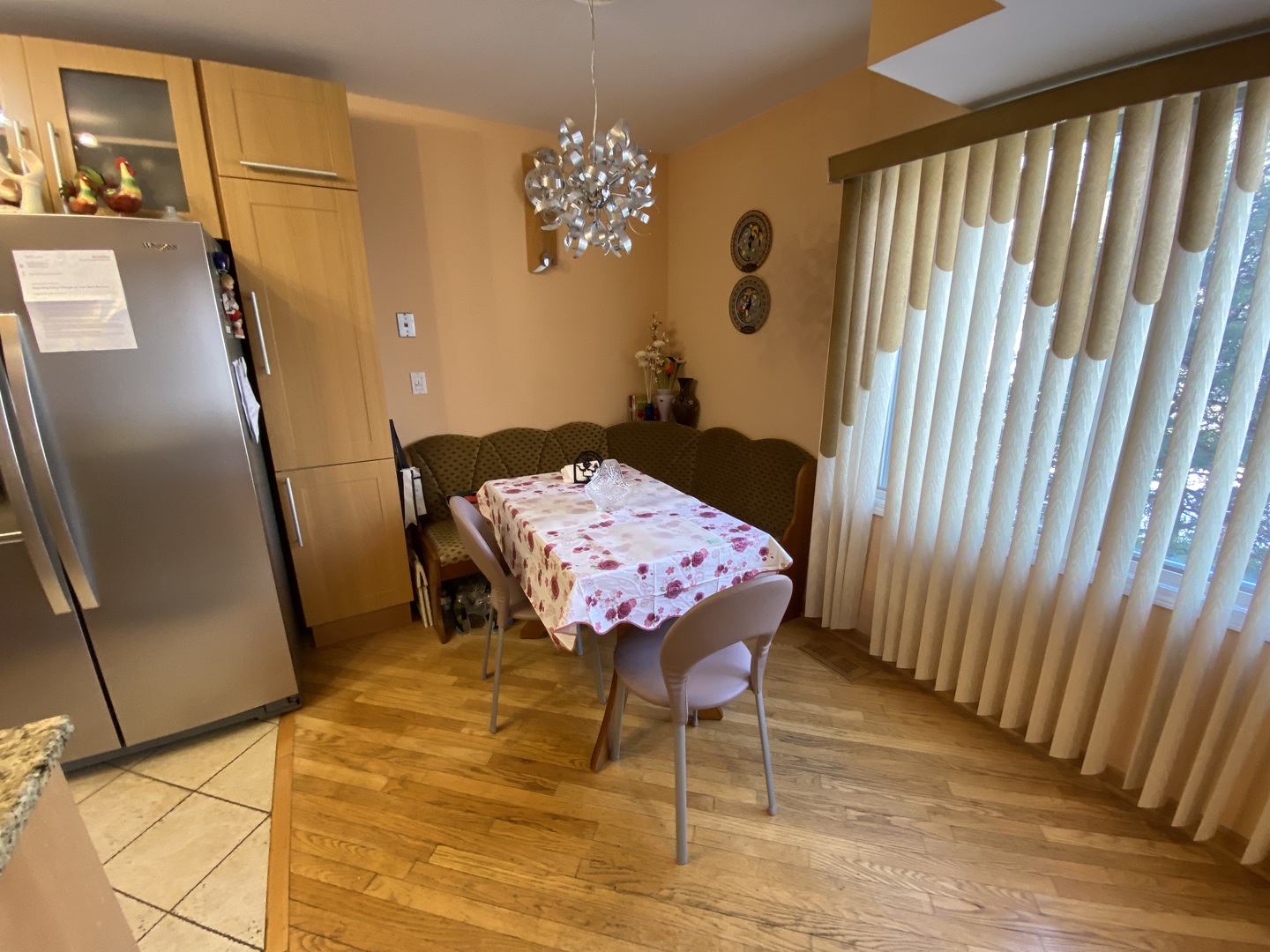728 Inverrary Lane Deerfield, IL 60015 - Photo 5 of 15 a view of a dining room with furniture and window