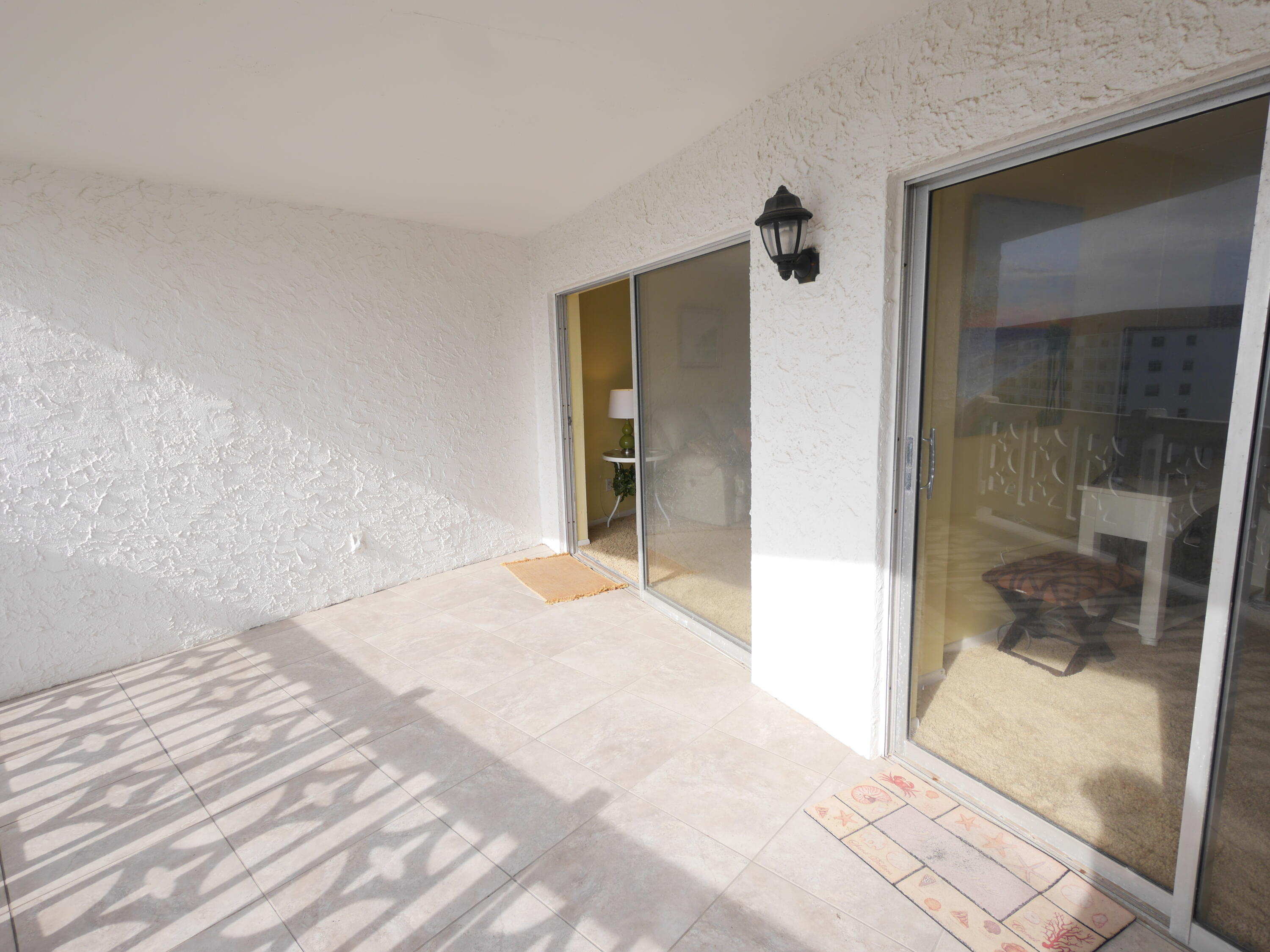 909 Santa Rosa Boulevard, Unit 265 Fort Walton Beach, FL 32548 - Photo 9 of 18 a bathroom with a bathtub and a shower