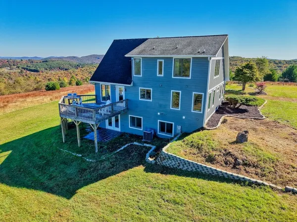 $1,300,000 | 3384 Fairview Church Road Southwest, Floyd, VA 24091