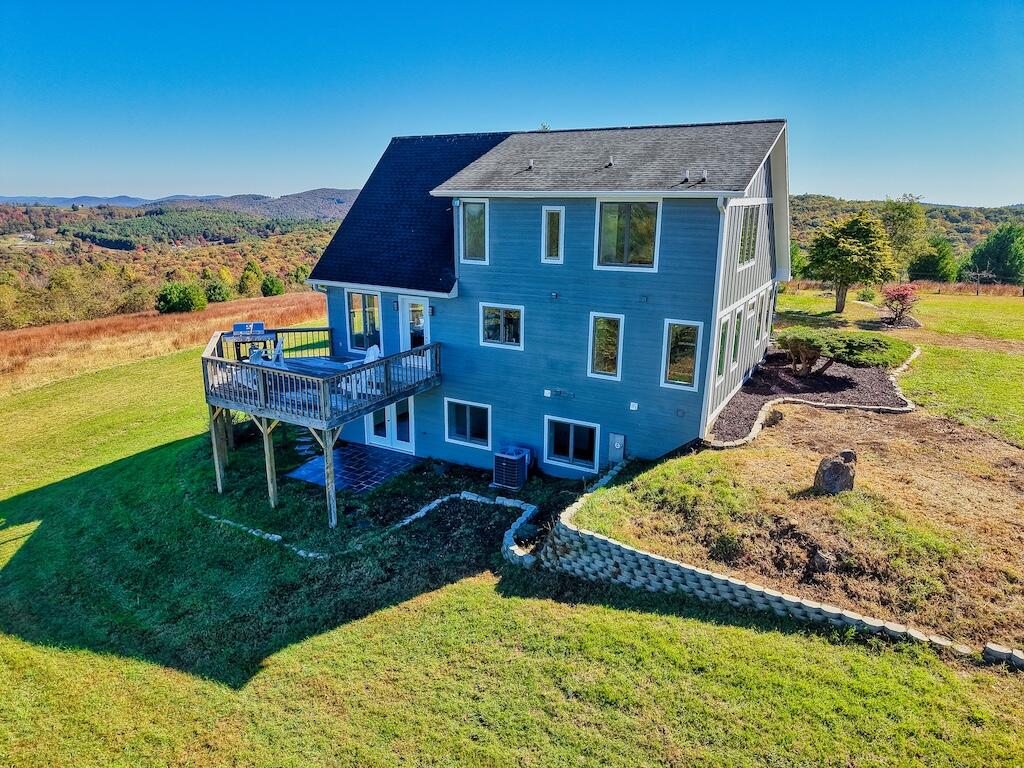 3384 Fairview Church Road Southwest Floyd, VA 24091 - Photo 61 of 62 front view of a house with a yard