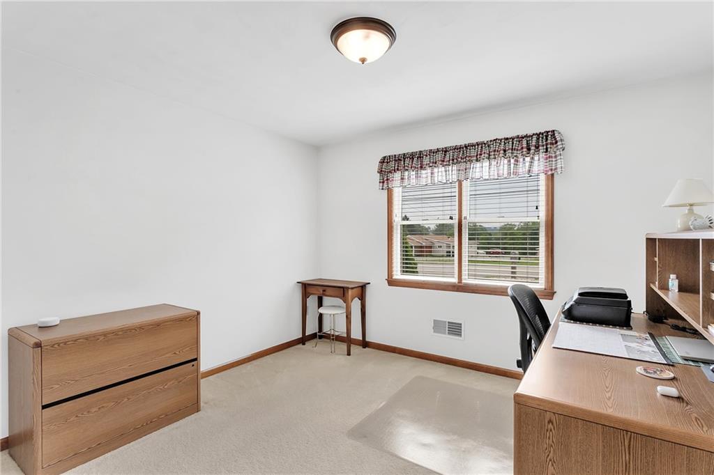492 Wendel Road Irwin, PA 15642 - Photo 17 of 25 Gallery Image 17