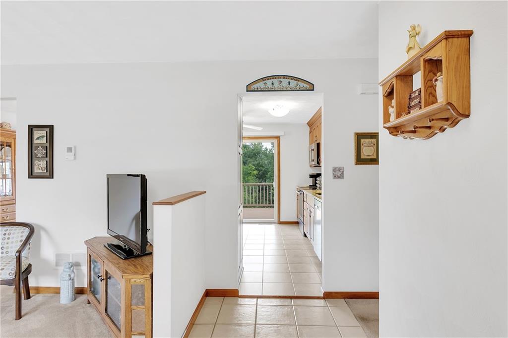 492 Wendel Road Irwin, PA 15642 - Photo 3 of 25 Gallery Image 3