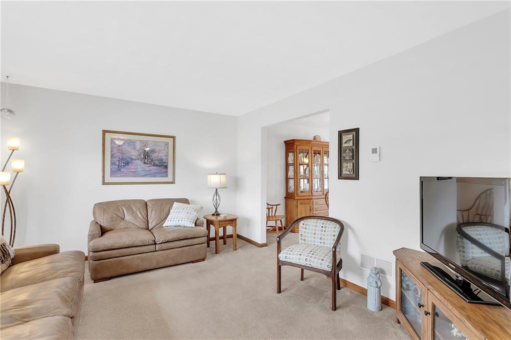492 Wendel Road Irwin, PA 15642 - Photo 6 of 25 Gallery Image 6