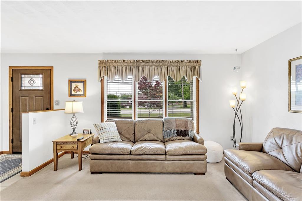 492 Wendel Road Irwin, PA 15642 - Photo 8 of 25 Gallery Image 8