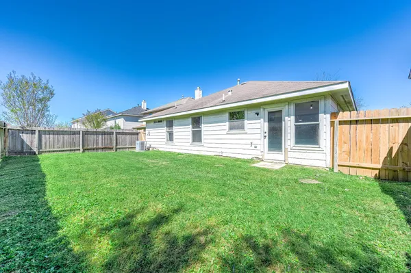 $1,700 | 1235 Chalk Rock Drive, Houston, TX 77067