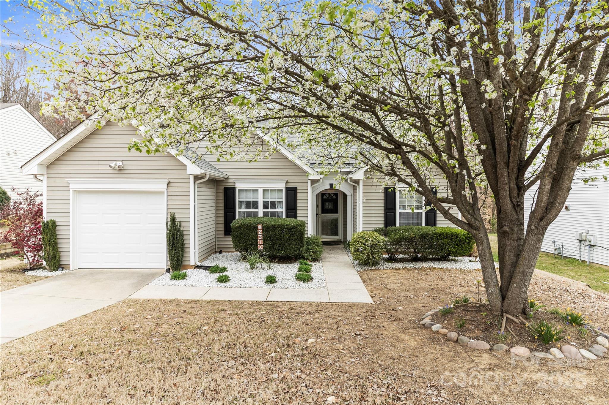 2316 Meadecroft Road Charlotte, NC 28214 - Photo 1 of 28 Gallery Image 1