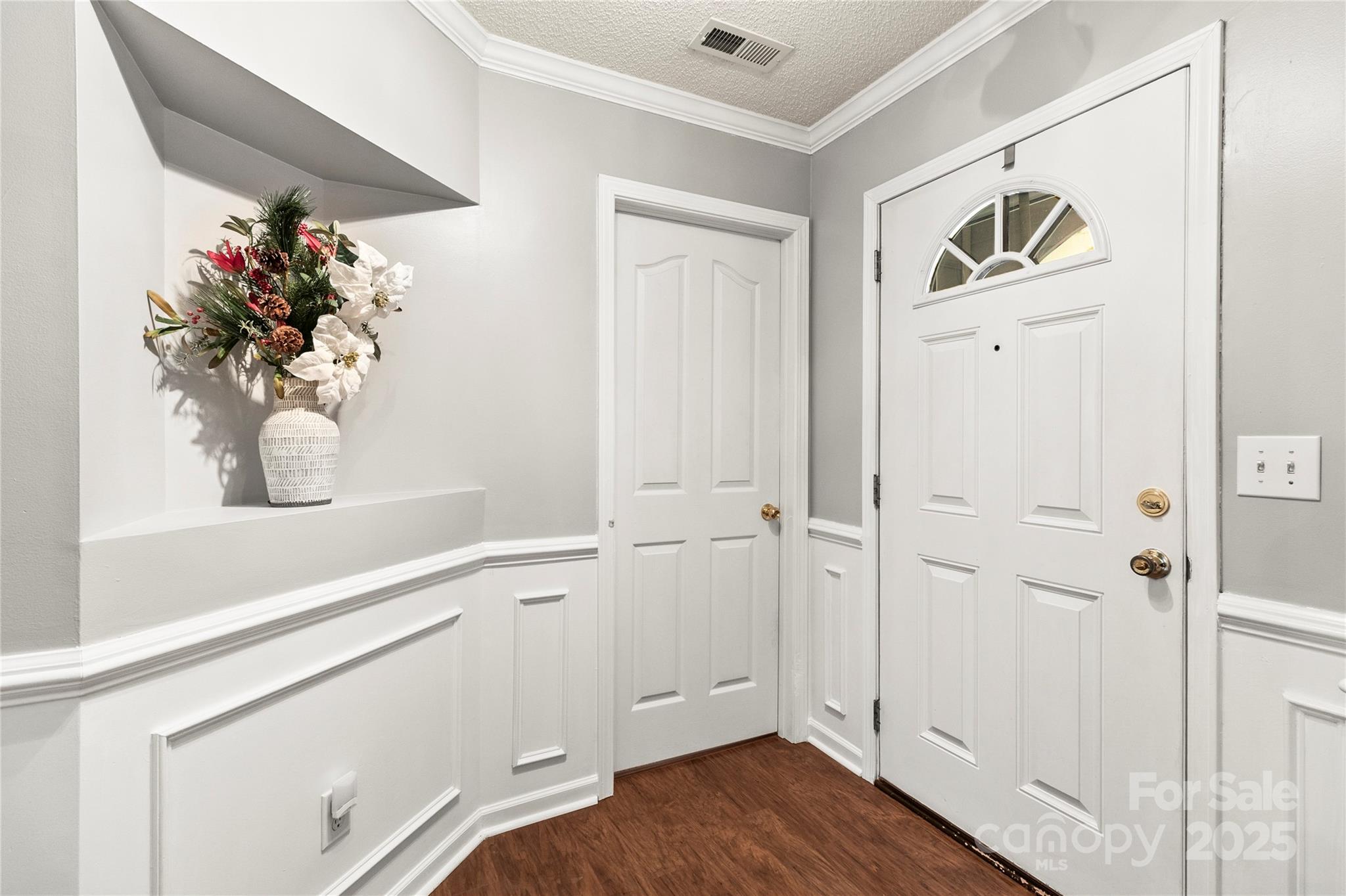 2316 Meadecroft Road Charlotte, NC 28214 - Photo 3 of 28 Gallery Image 3