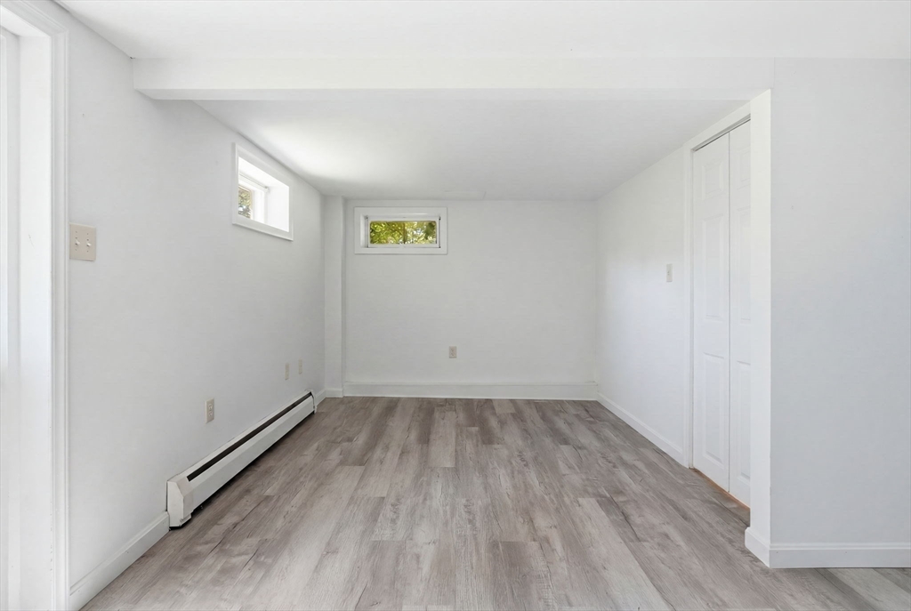 10 Fir Road Pembroke, MA 02359 - Photo 14 of 38