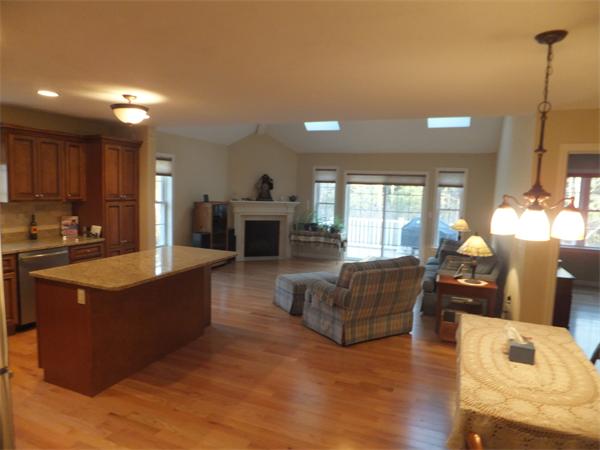 61 Riley Road, Unit 40 Lunenburg, MA 01462 - Photo 8 of 18 Gallery Image 8