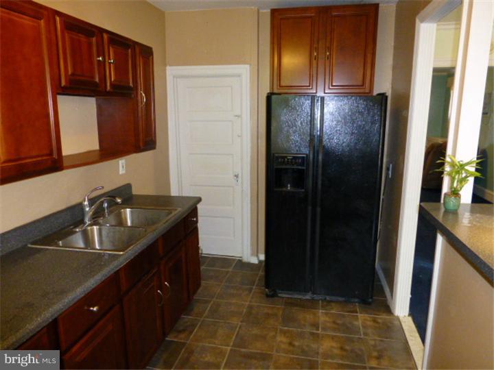 158 Glencoe Road Upper Darby, PA 19082 - Photo 9 of 24 Kitchen