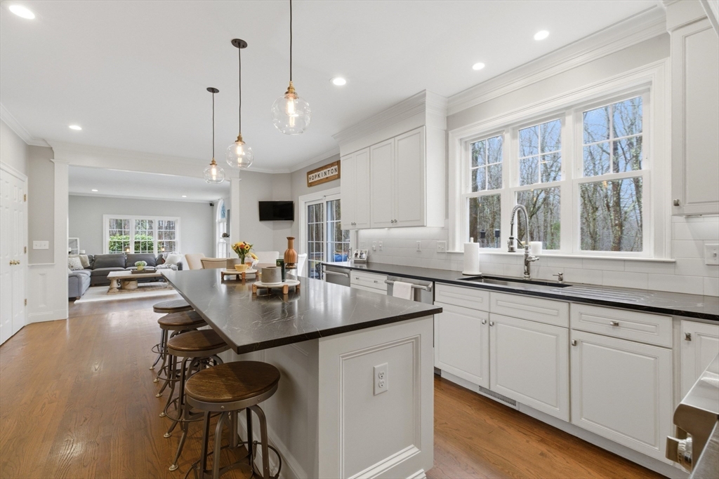 20 Huckleberry Road Hopkinton, MA 01748 - Photo 11 of 42