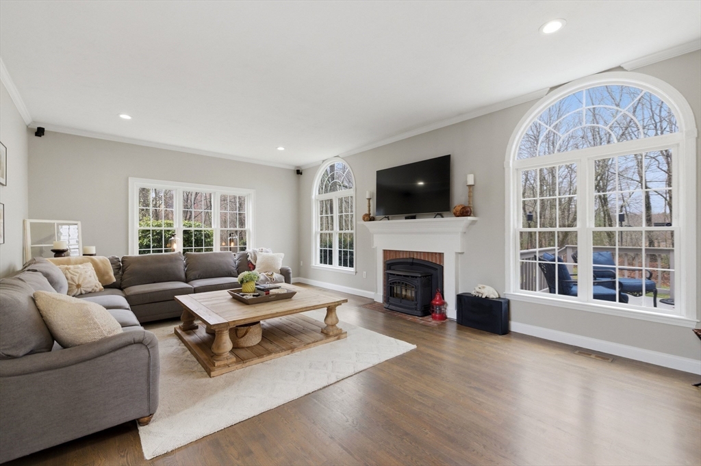 20 Huckleberry Road Hopkinton, MA 01748 - Photo 16 of 42