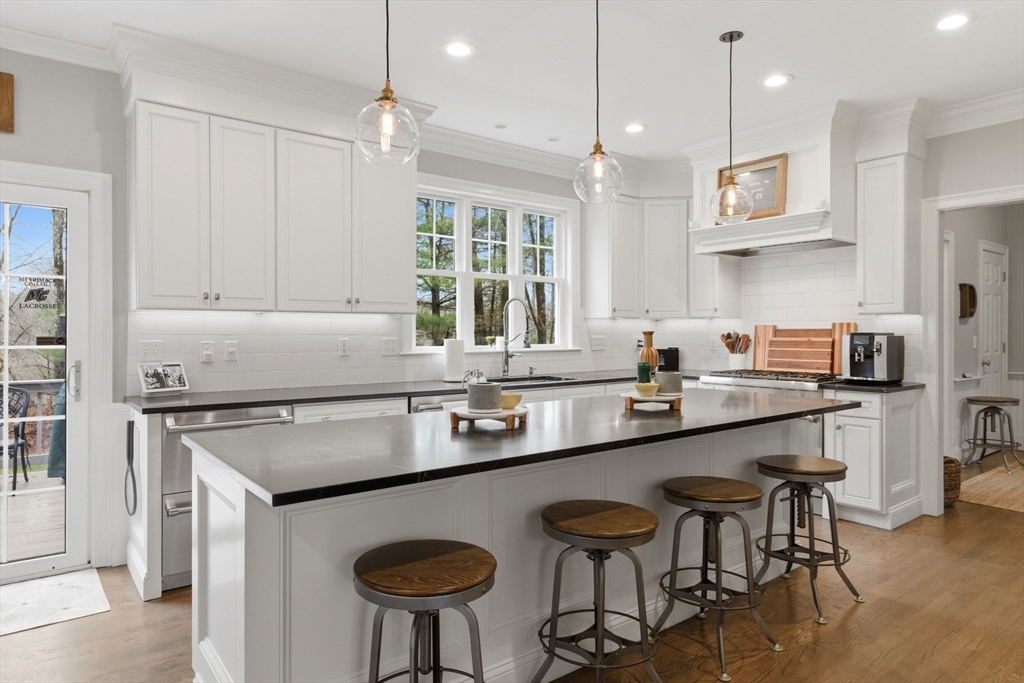 20 Huckleberry Road Hopkinton, MA 01748 - Photo 3 of 42