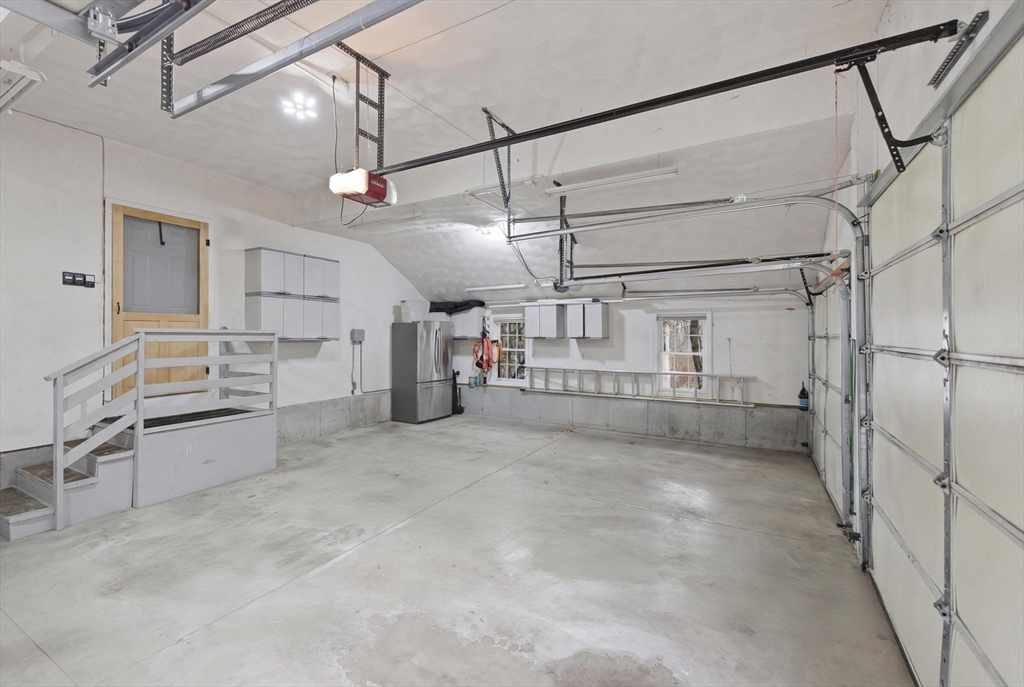 20 Huckleberry Road Hopkinton, MA 01748 - Photo 37 of 42