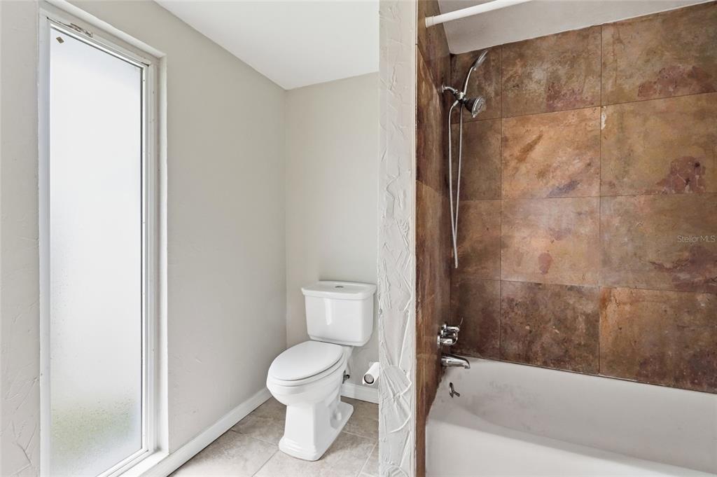 935 Everest Road Venice, FL 34293 - Photo 37 of 55 Gallery Image 37