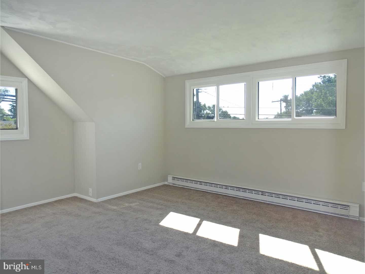 46 Hunt Road Levittown, PA 19056 - Photo 17 of 24 Gallery Image 17