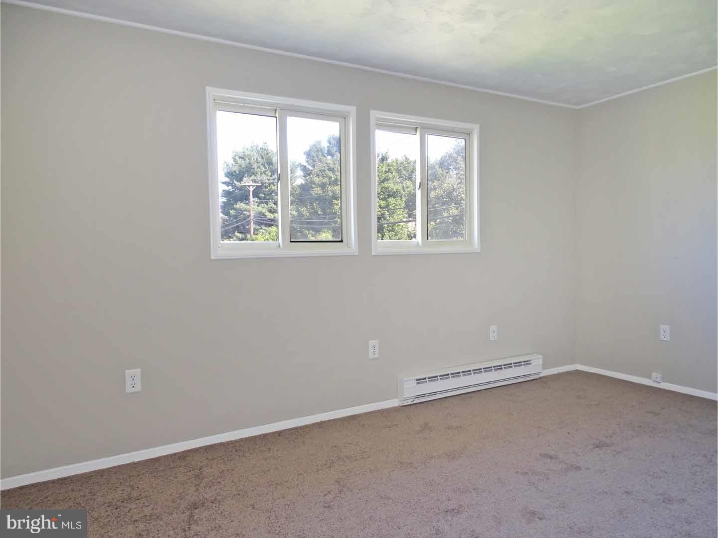 46 Hunt Road Levittown, PA 19056 - Photo 19 of 24 Gallery Image 19