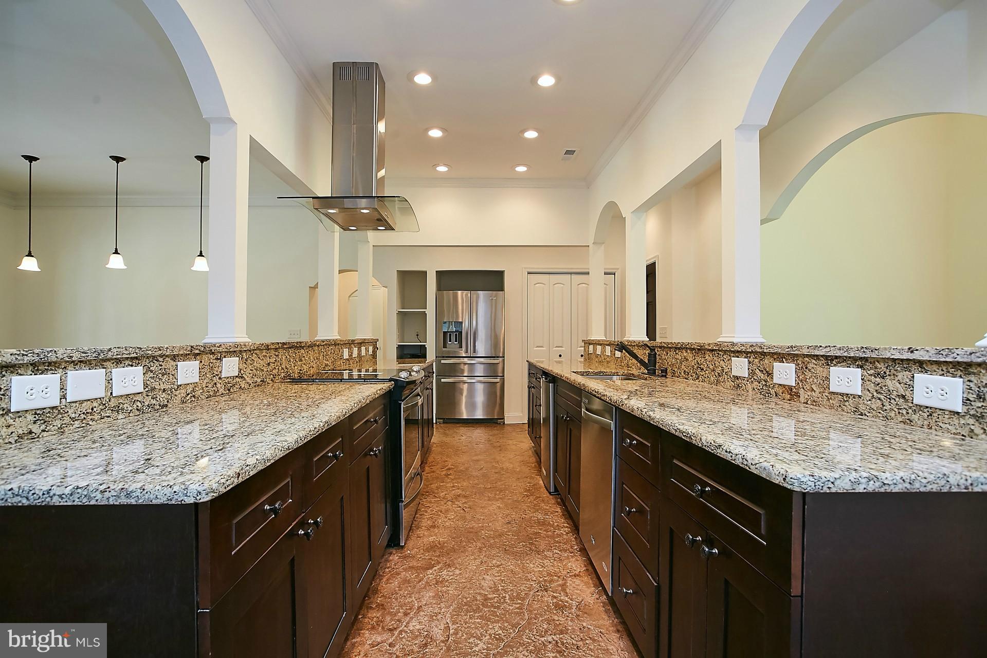 6 Ridgeview Circle Fredericksburg, VA 22406 - Photo 7 of 29 Kitchen