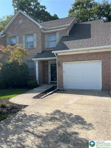 $2,700 | 418 Wood Street, Pen Argyl, PA 18072