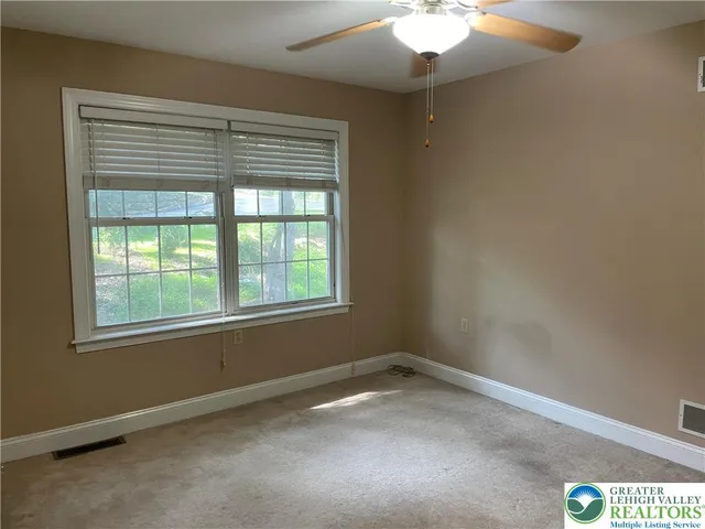 $2,700 | 418 Wood Street, Pen Argyl, PA 18072