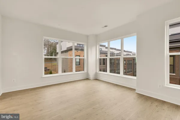 $5,950 | 5414 Goshawk Alley, Bethesda, MD 20816