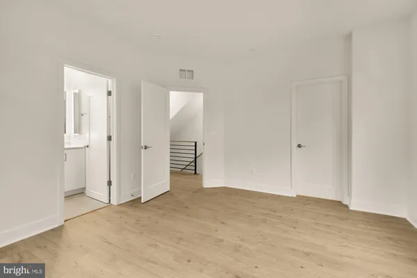 $5,950 | 5414 Goshawk Alley, Bethesda, MD 20816