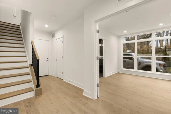 $5,950 | 5414 Goshawk Alley, Bethesda, MD 20816