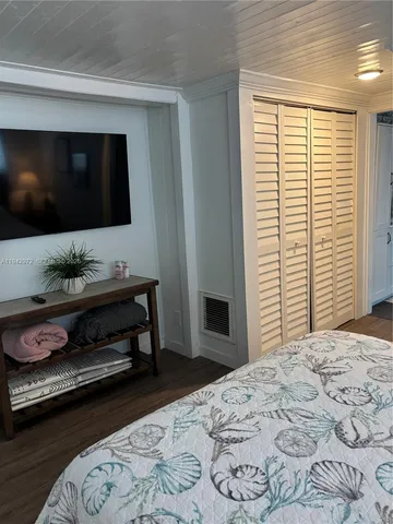 $3,500 | 124 South Bay Harbor Drive, Unit 124, Key Largo, FL 33037