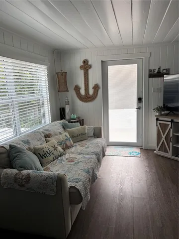 $3,500 | 124 South Bay Harbor Drive, Unit 124, Key Largo, FL 33037