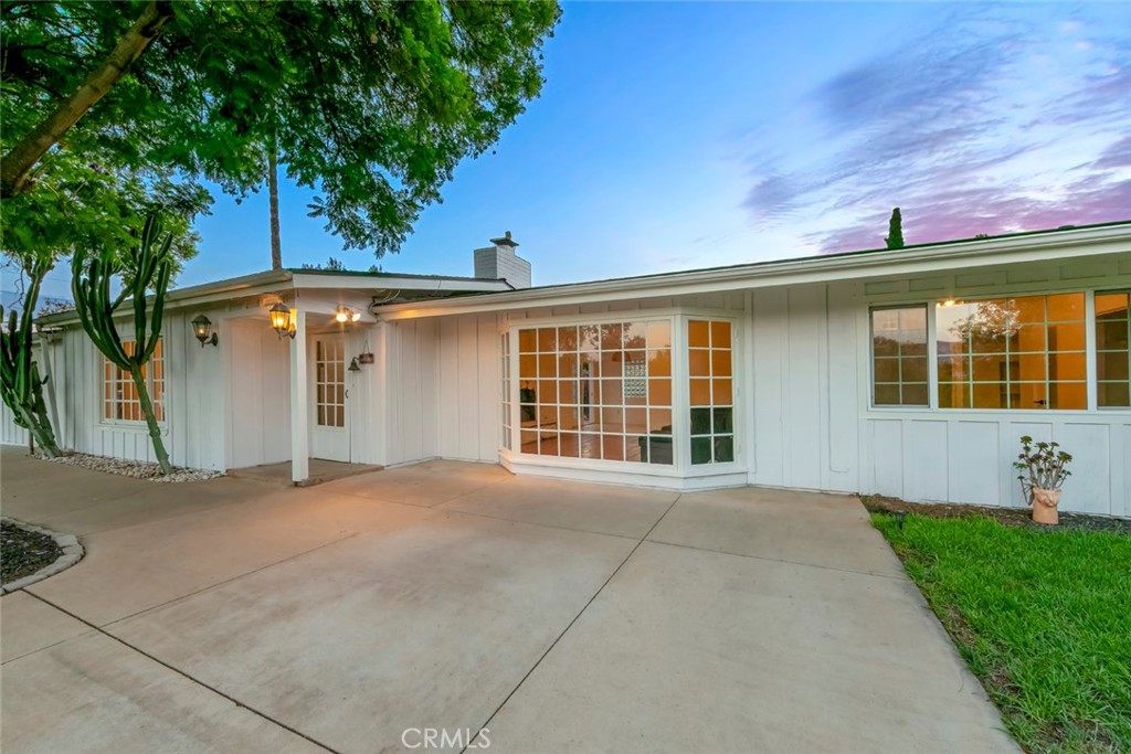 11525 Manzanita Road Lakeside, CA 92040 - Photo 5 of 55 Gallery Image 5