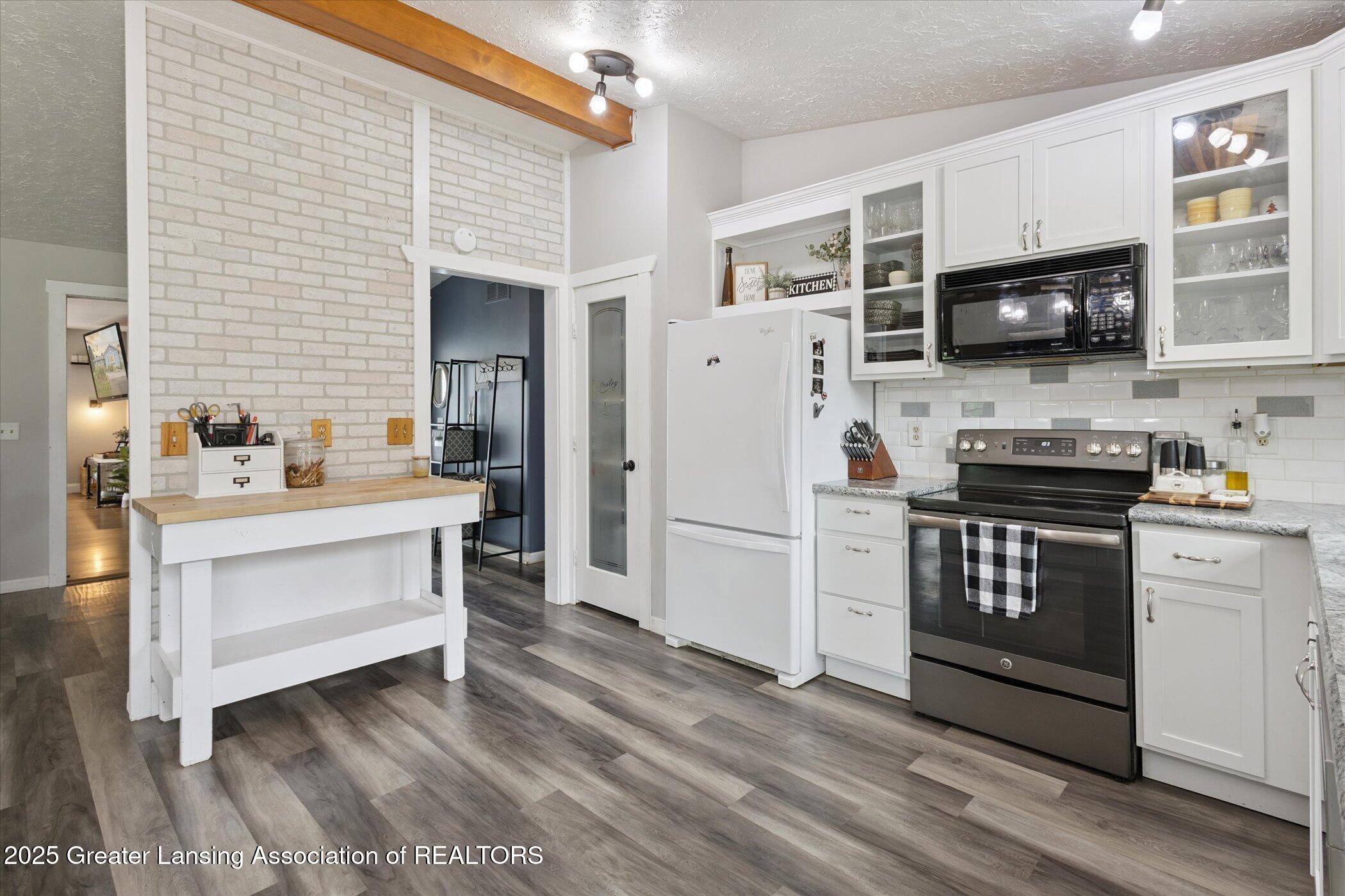 10619 Barnes Road Eaton Rapids, MI 48827 - Photo 19 of 52 19-19