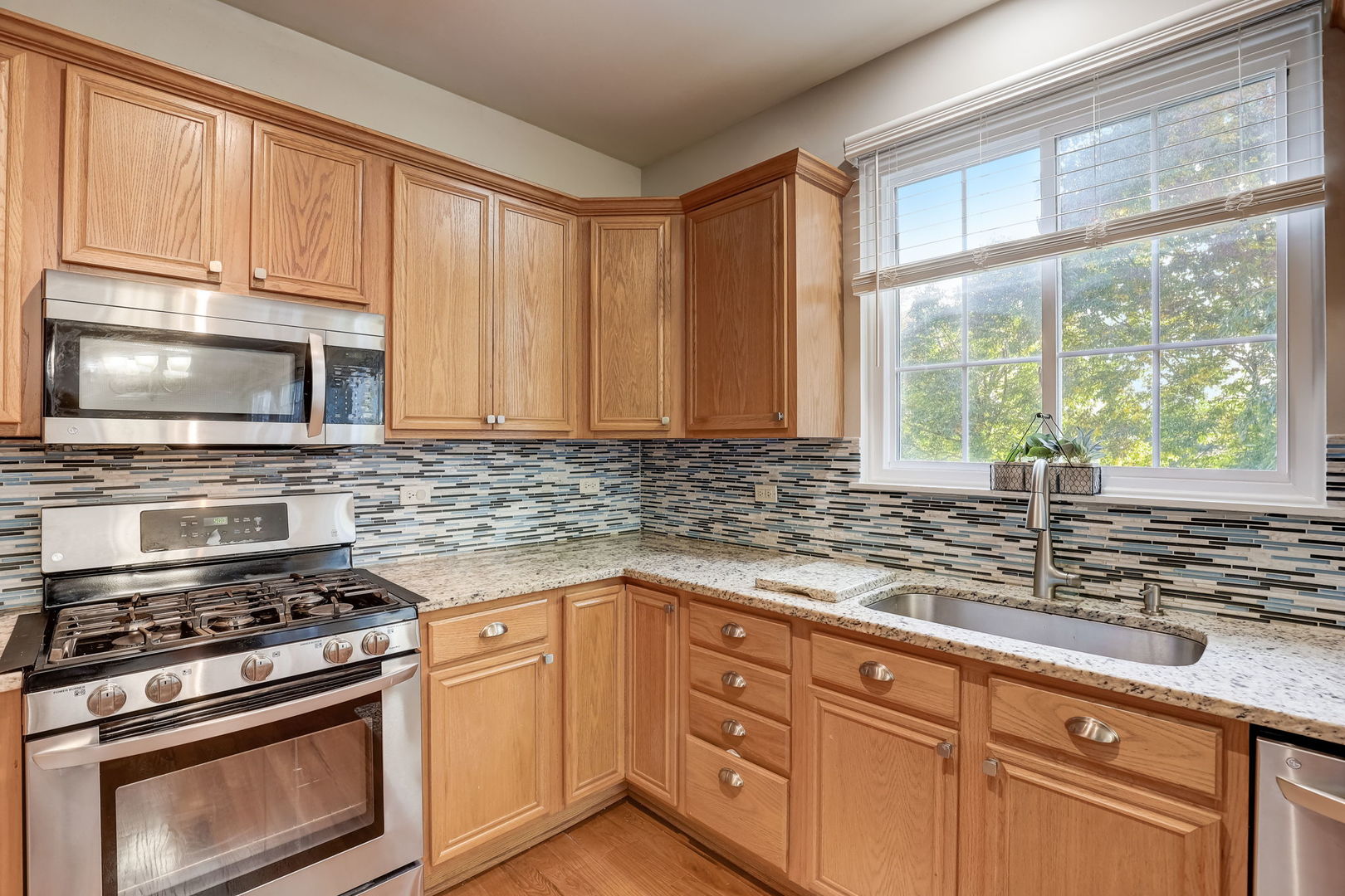 119 South Pleasant Road Lake Zurich, IL 60047 - Photo 16 of 62 Gallery Image 16