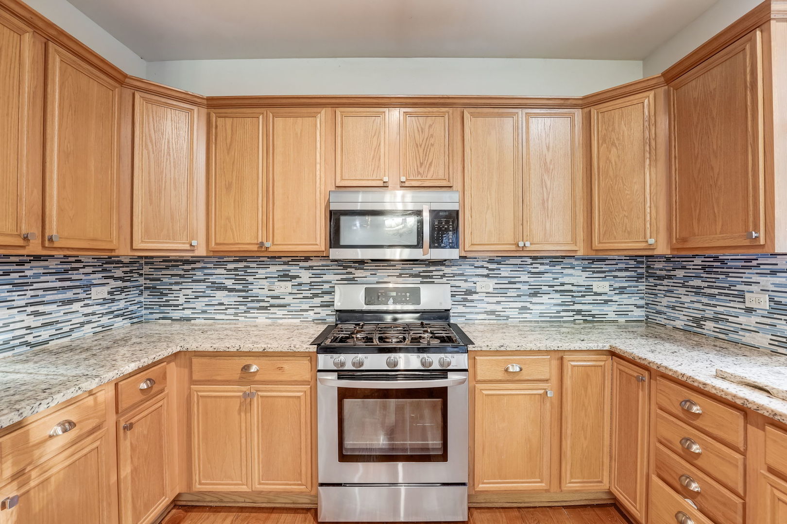 119 South Pleasant Road Lake Zurich, IL 60047 - Photo 18 of 62 Gallery Image 18