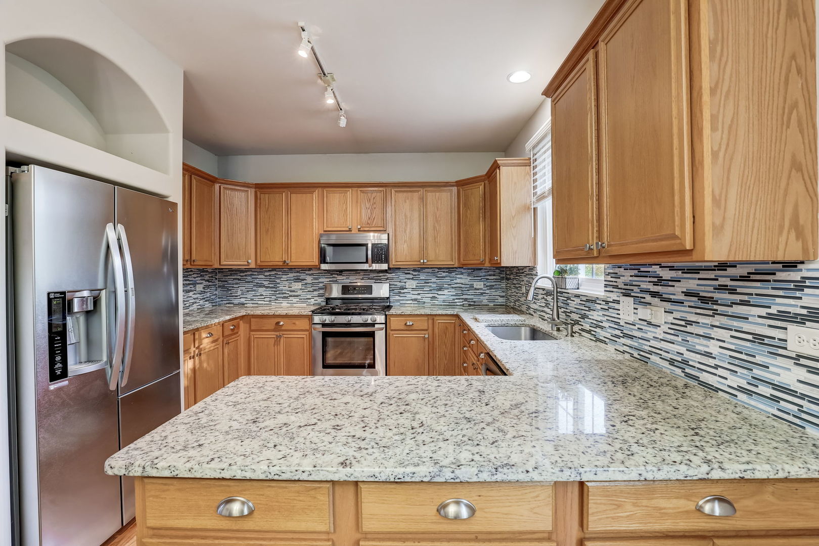 119 South Pleasant Road Lake Zurich, IL 60047 - Photo 19 of 62 Gallery Image 19