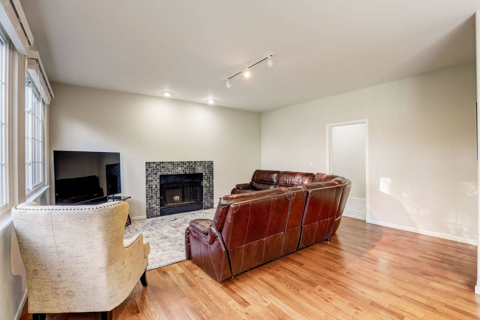 119 South Pleasant Road Lake Zurich, IL 60047 - Photo 26 of 62 Gallery Image 26