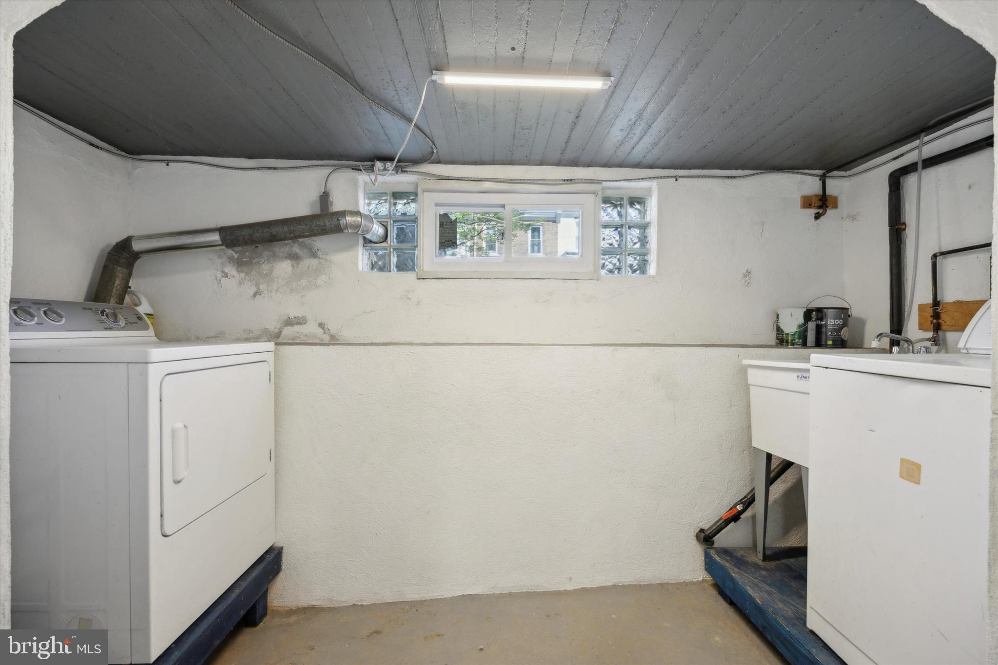 467 Ripka Street Philadelphia, PA 19128 - Photo 14 of 15