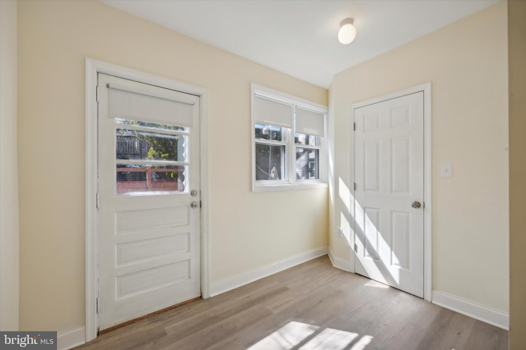 467 Ripka Street Philadelphia, PA 19128 - Photo 6 of 15